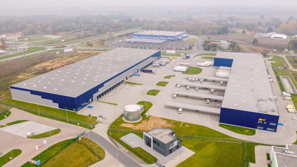 Paul Schockemöhle doubles space in Eli’s warehouse and becomes the largest tenant in Opole asset
